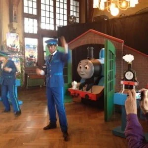 Thomas de stoomlocomotief, 70 jaar, Haarlem, station, feest, marisca, kenter, mamablogger, mama blogger, mama blog,