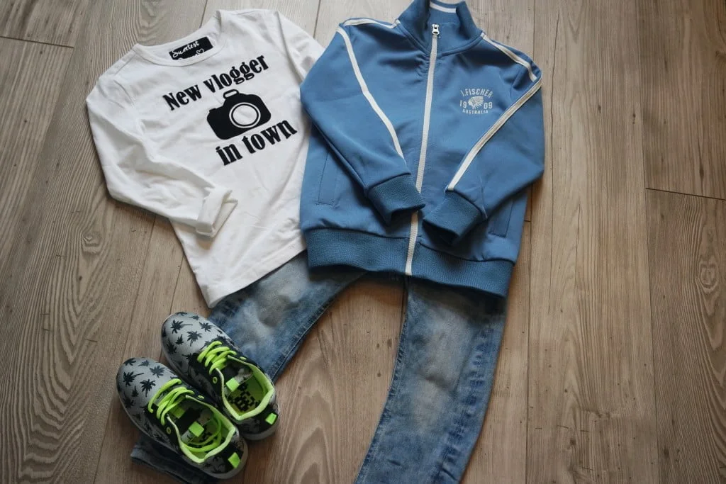 sneakers, action, nike roshe run look a like, mama blogger, kinderkleding, kids fashion, zomer 2016, mama blog,
