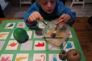 Cotton ball paaseieren-diy-budget-mama blog-mama blogger-Action-1