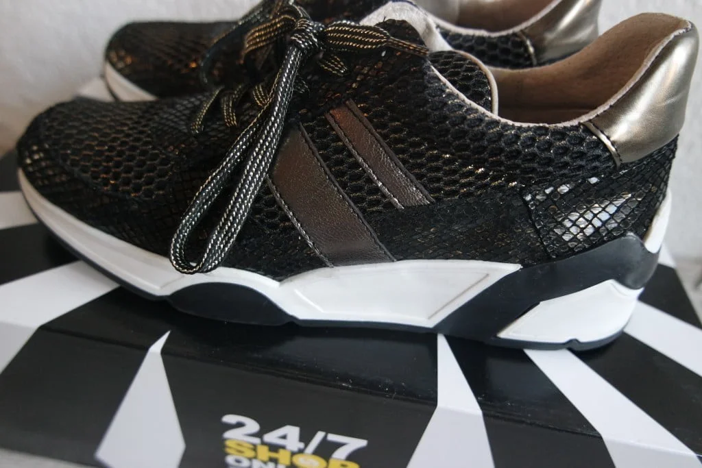 mamas_nieuwe_sneakers_sacha_mamablogger_mama_blog_