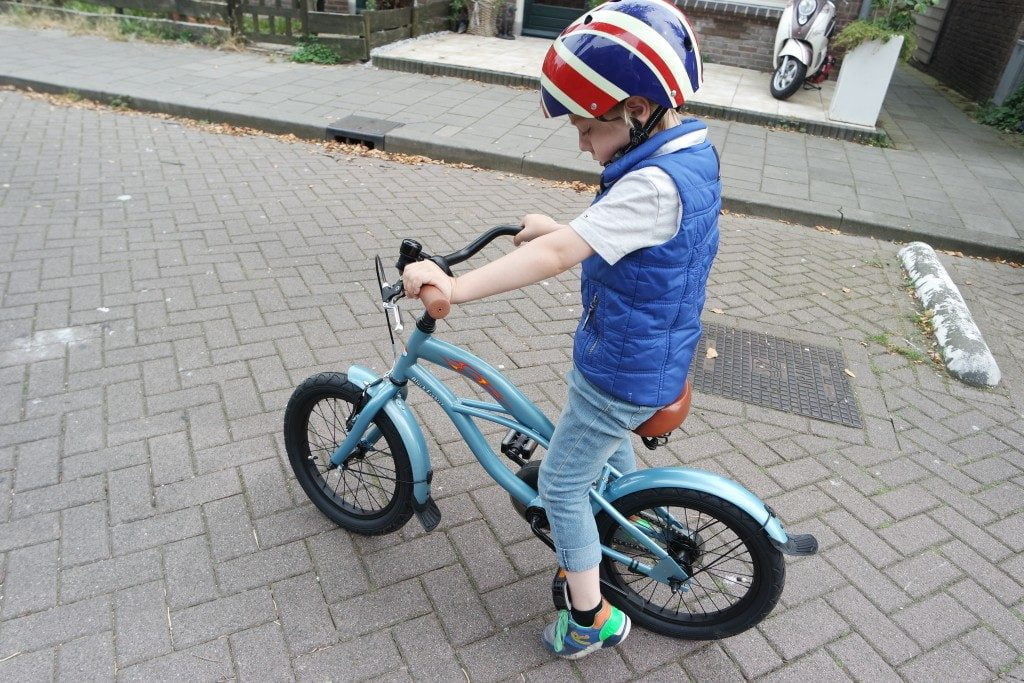 nieuwe fiets_fietsen op fietsen_school_inchmaat_mamablogger_