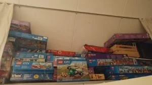 kijkje in onze kasten_mamablogger_persoonlijk_opruimen_ontspullen_