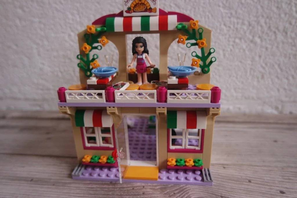 Lego Friends_pizzeria_mamablogger_2017_nieuwe sets_review_