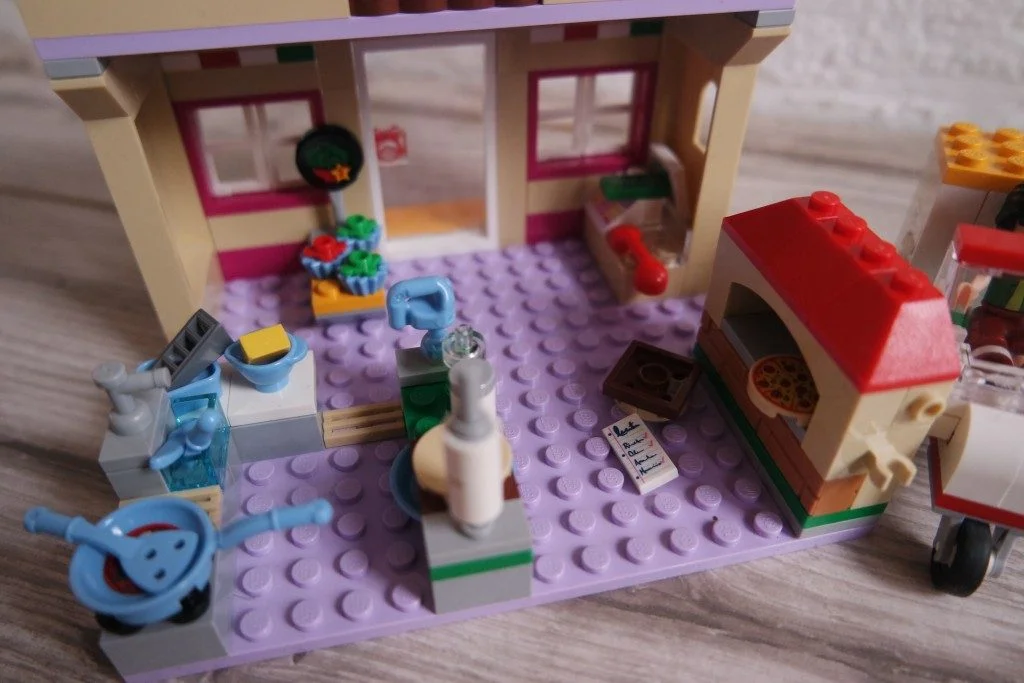 Lego Friends_pizzeria_mamablogger_2017_nieuwe sets_review_