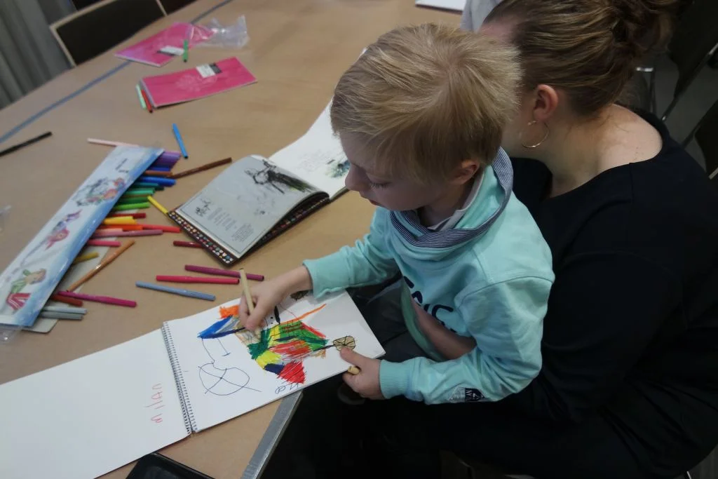 novotel bedtime stories_Brussel_mamablogger_weekendje weg_trein_voorlezen_persreisje_