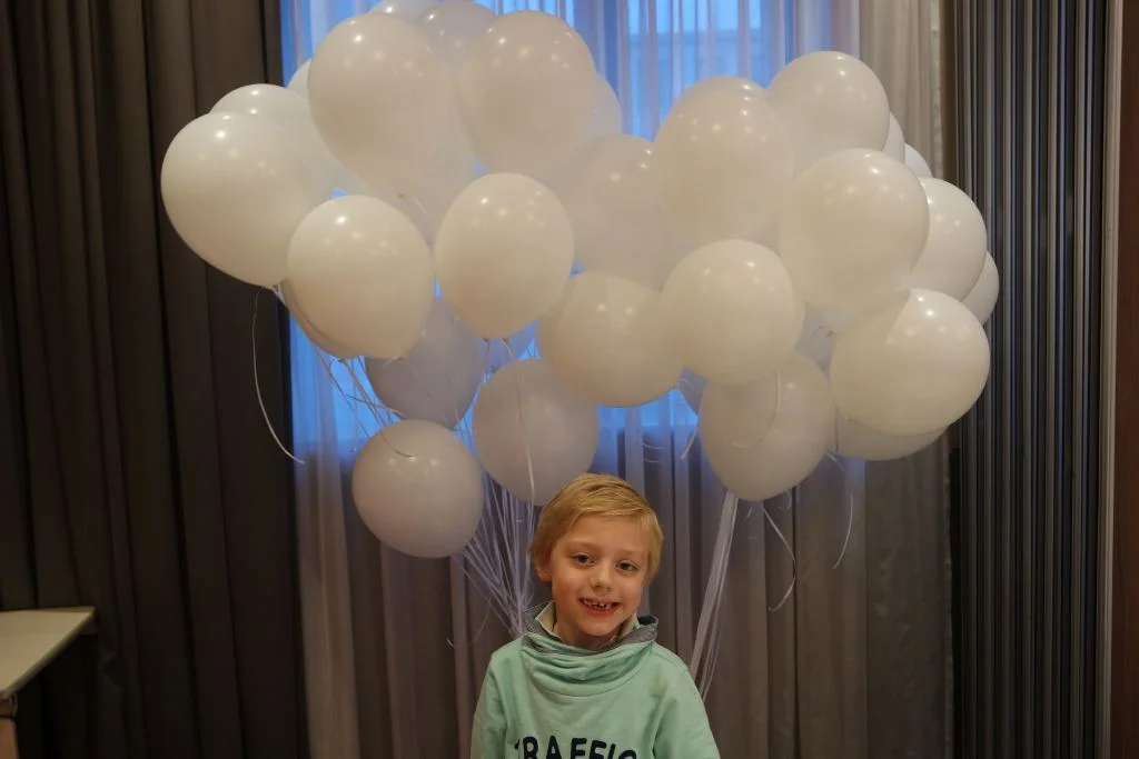 novotel bedtime stories_Brussel_mamablogger_weekendje weg_trein_voorlezen_persreisje_
