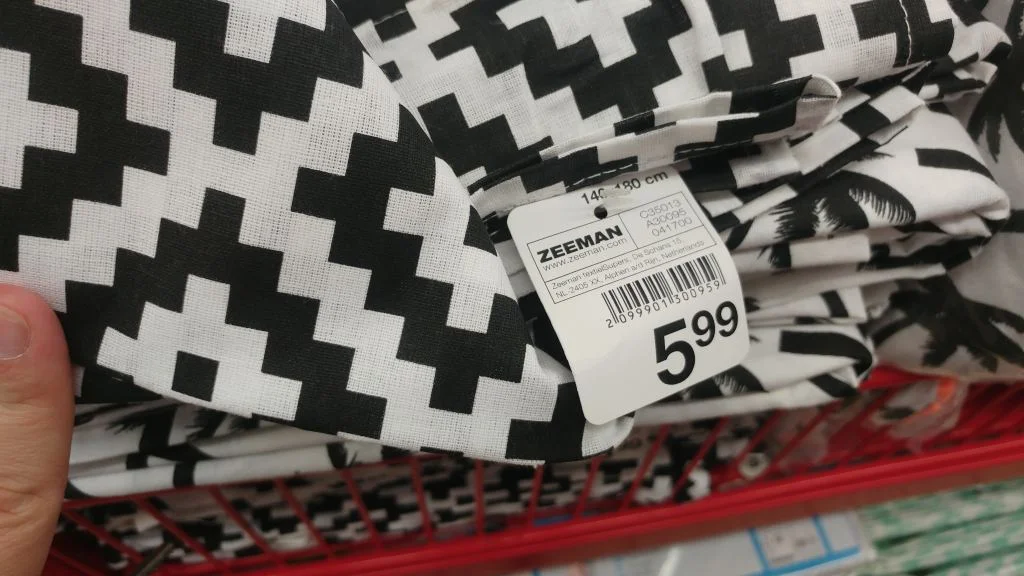 Zeeman_musthaves_stranddoeken_tafelkleden_kussentjes_mamablogger_budget_