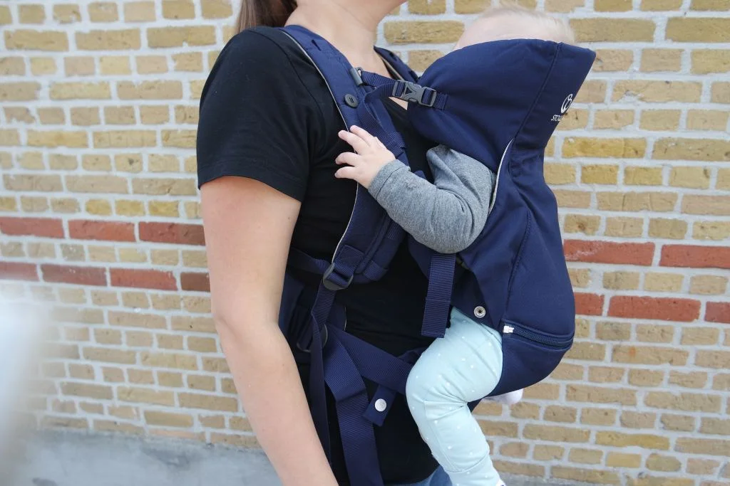 Om toestemming te geven Monografie bouwen Mamablogger review | Stokke MyCarrier front and back!