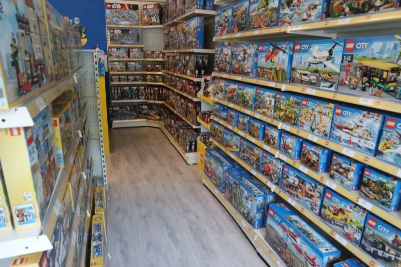 lego winkel_brick king_mamablogger_nieuwekerk aan den ijssel_review_tip_milans must do_vakantie_