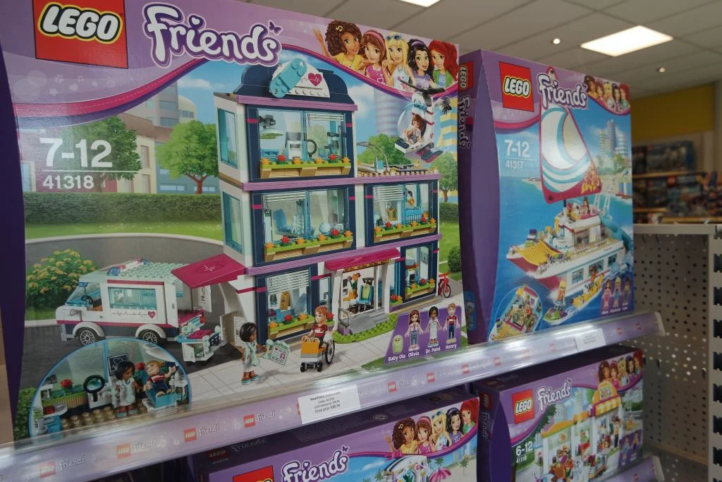 lego winkel_brick king_mamablogger_nieuwekerk aan den ijssel_review_tip_milans must do_vakantie_