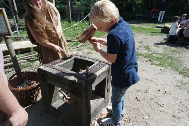 prehistorisch dorp_eindhoven_review_Milans Must Do_dagje weg_blogger_tip_uitje met het gezin_