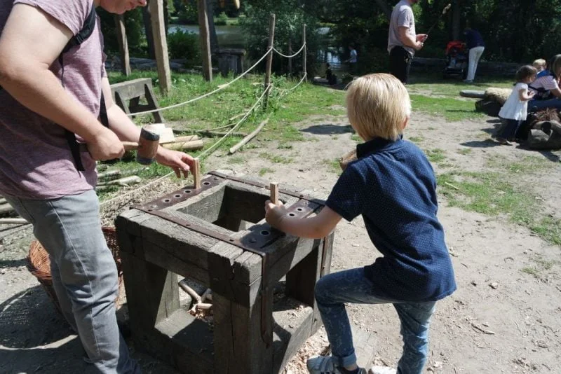 prehistorisch dorp_eindhoven_review_Milans Must Do_dagje weg_blogger_tip_uitje met het gezin_