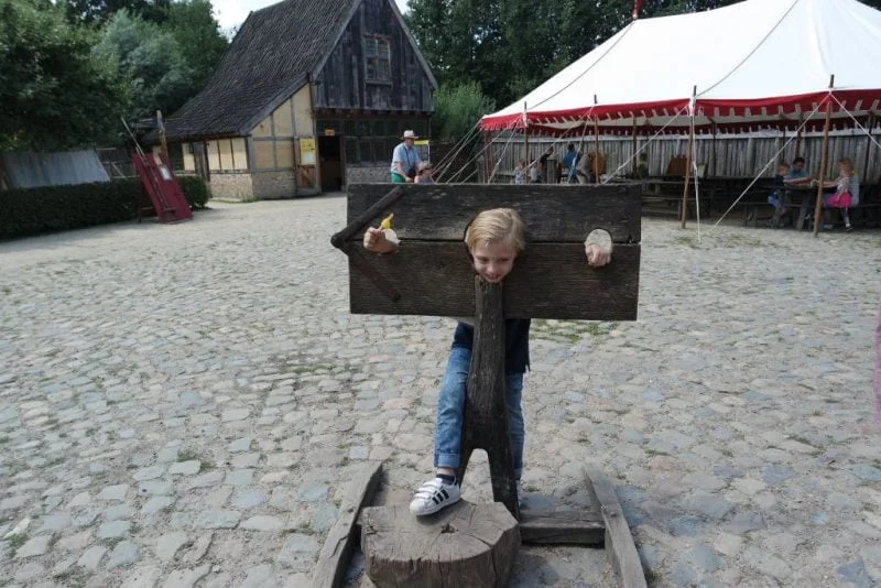 prehistorisch dorp_eindhoven_review_Milans Must Do_dagje weg_blogger_tip_uitje met het gezin_