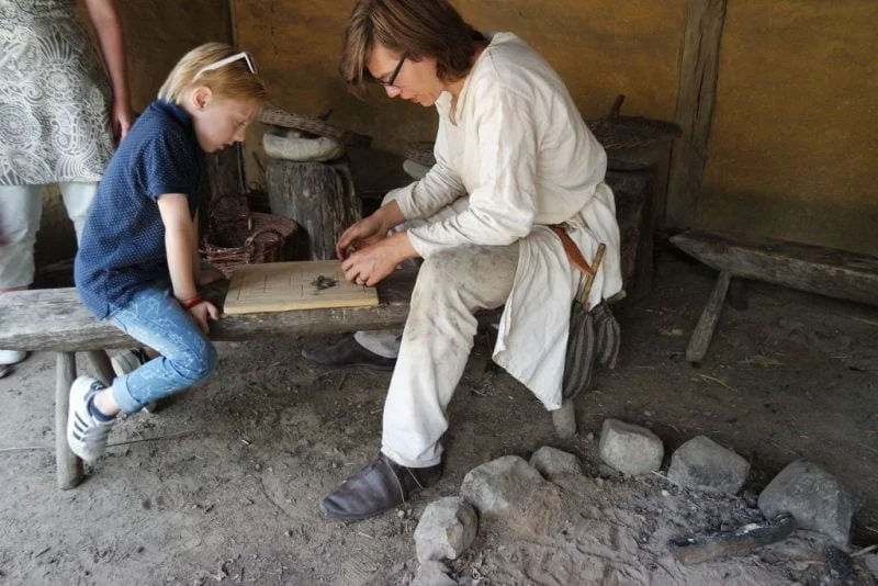 prehistorisch dorp_eindhoven_review_Milans Must Do_dagje weg_blogger_tip_uitje met het gezin_