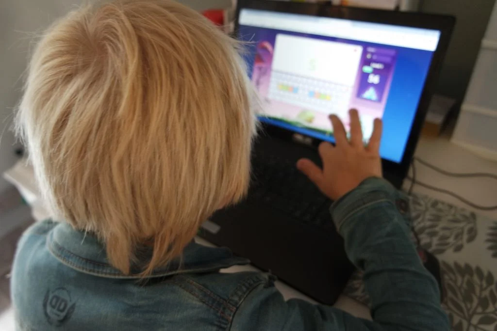 typecursus_typetuin_review_mamablogger_marisca_typecursus_leren typen_back to school_