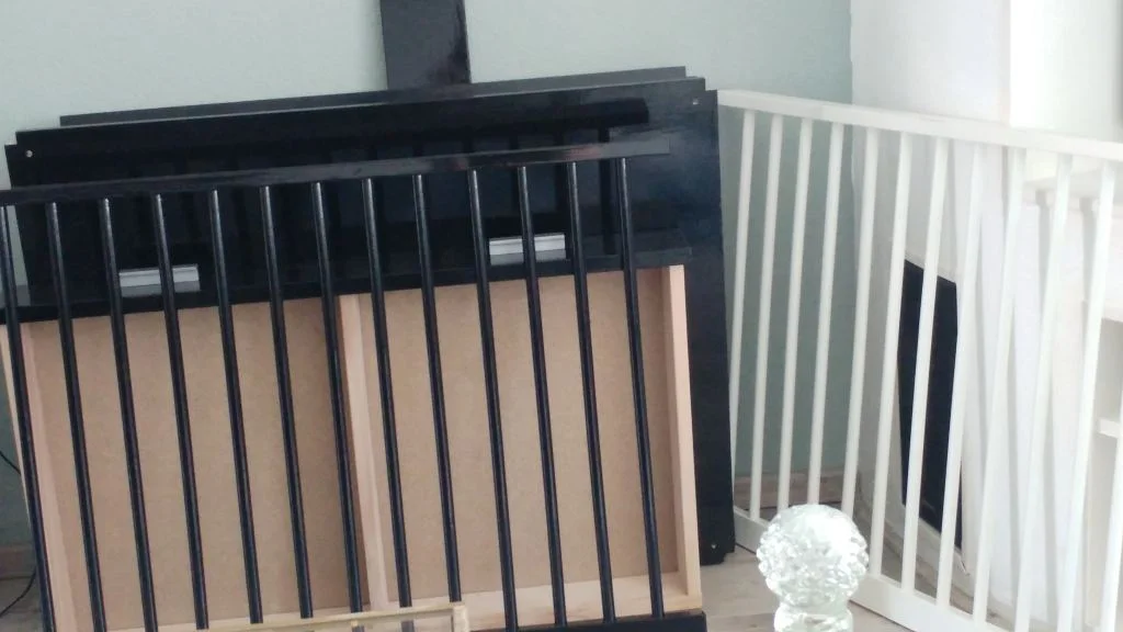 box_zwart_verf_zelf verven_DIY_baby_zwanger_nesteldrang_