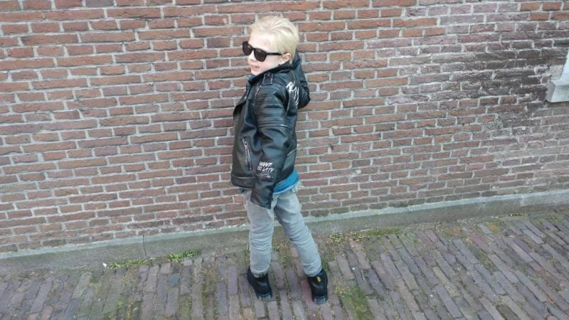 Milans Mode Musthaves_Mamablogger_bikerjack_Dr Martens_kinderkleding_kidsfashion_2017/2018_