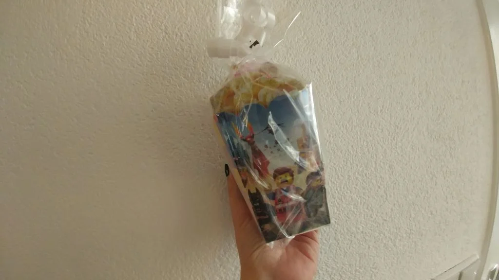 Milans Legotraktatie_mamablogger_lego_trakteren_AliExpress_budget_