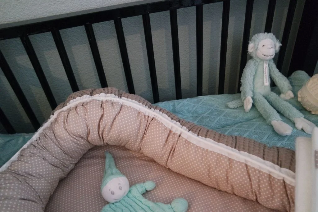 box_zwart_verf_zelf verven_DIY_baby_zwanger_nesteldrang_