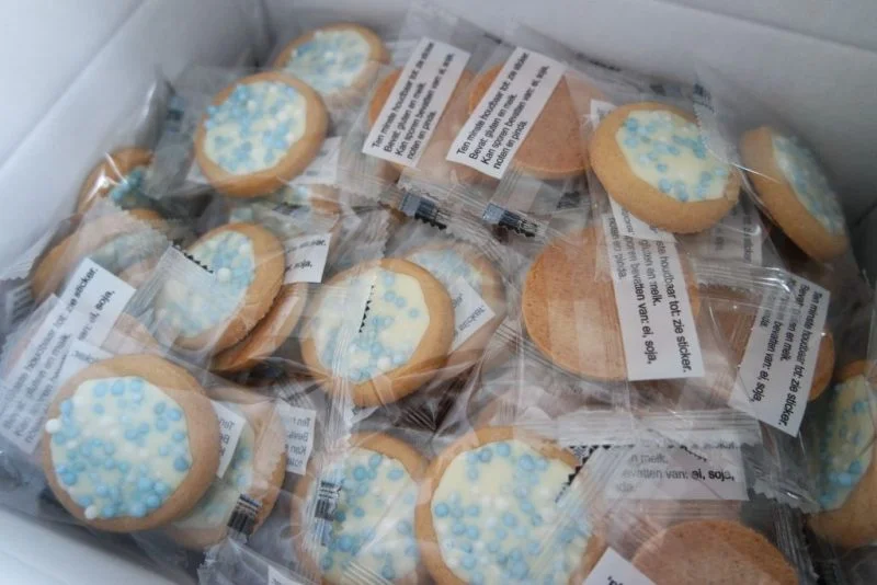mamablogger_geboortekoekjes_trakteren_baby_geboren_geboorte_
