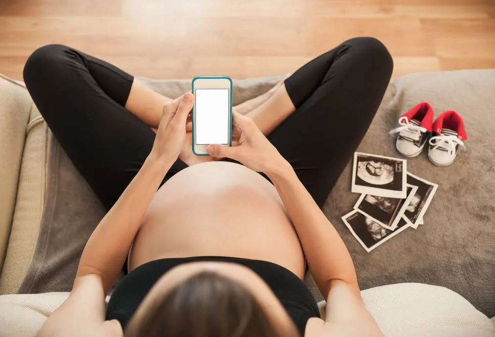 zwangerschap_social media_internet_verslaving_mamablogger_
