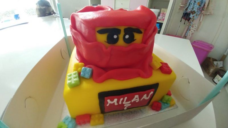 Milan zeven jaar_verjaardag_taart_mamablogger_kinderverjaardag_ninjago taart_