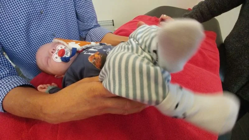 osteopaat_Floris_reflux_koemelkallergie_baby_newborn_Mamablogger_