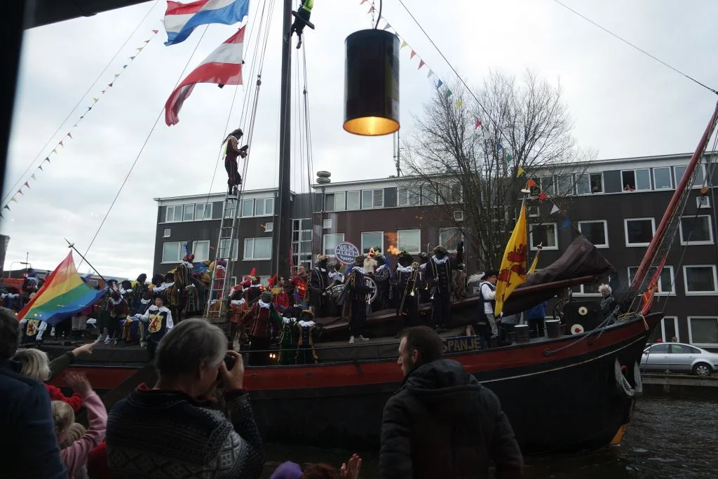 Sinterklaasintoch_eerste keer intocht_Sinterklaas_verslag_Mamablogger_