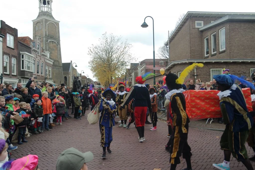 Sinterklaasintoch_eerste keer intocht_Sinterklaas_verslag_Mamablogger_