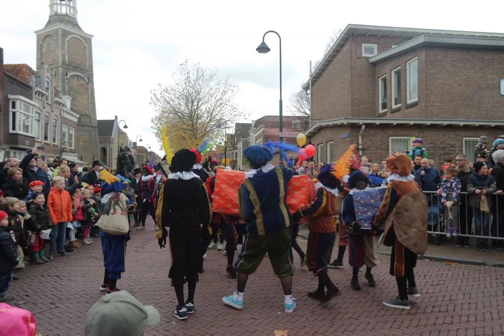 Sinterklaasintoch_eerste keer intocht_Sinterklaas_verslag_Mamablogger_
