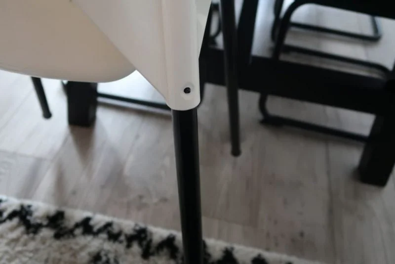 ikea_antilop_kinderstoel_DIY_zwart/wit_scandinavisch_interieur_mamablogger_marisca_