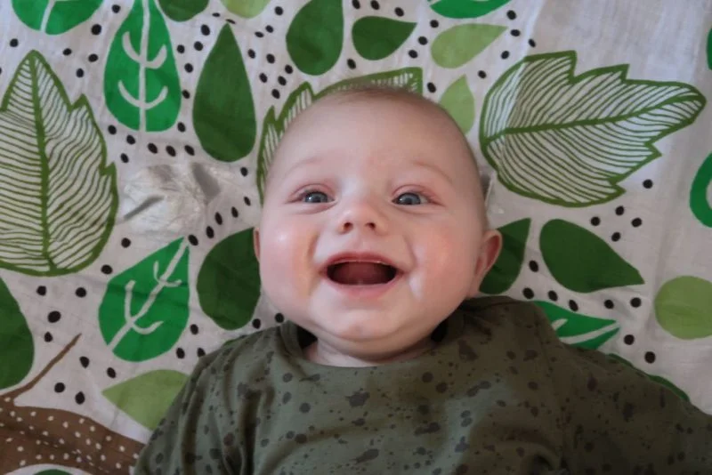 Floris_5 maanden_baby_mamablogger_Marisca_persoonlijk_