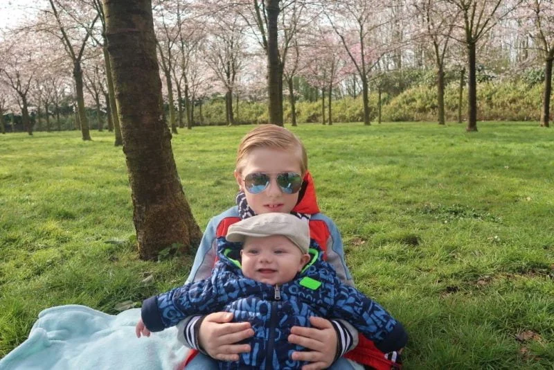 bloesempark_amsterdamse bos_mamablogger_foto's_gezinsfoto's_japanse kersenbloesem_