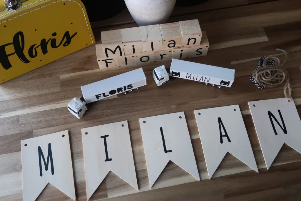 kleine spruit & hout_mamablogger_websop_zwart_wit_wonen_speelhoek_tip_kinderkamer_cadeautjes_