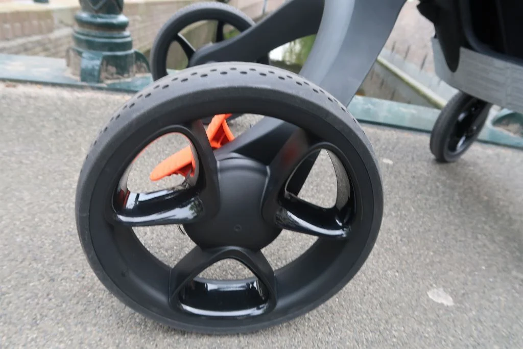 Stokke Xplory V6_review_10 redenen_musthave_kinderwagen_mamablogger_tip_Marisca_