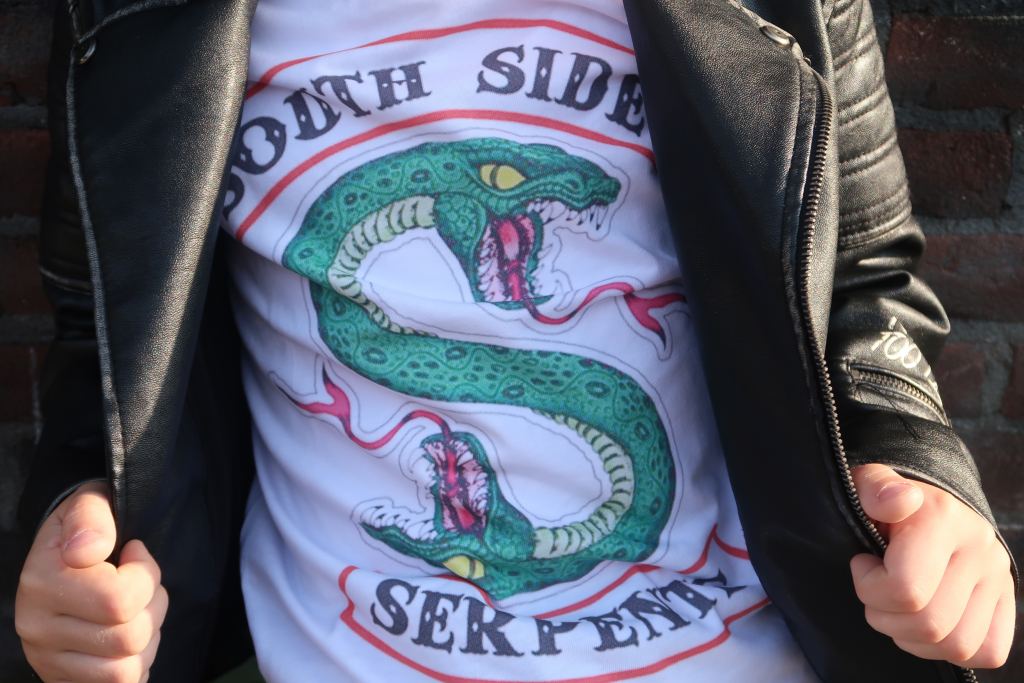 Jughead_Jones_South Side Serpents_Milan_kinderkleding_AliEpress_Mamablogger_kinderkleding_kidsfashion_bikerjack_Riverdale_