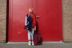gekleurde_spijkerjasjes_kinderkleding_kidsfashion_mamablogger_marisca_