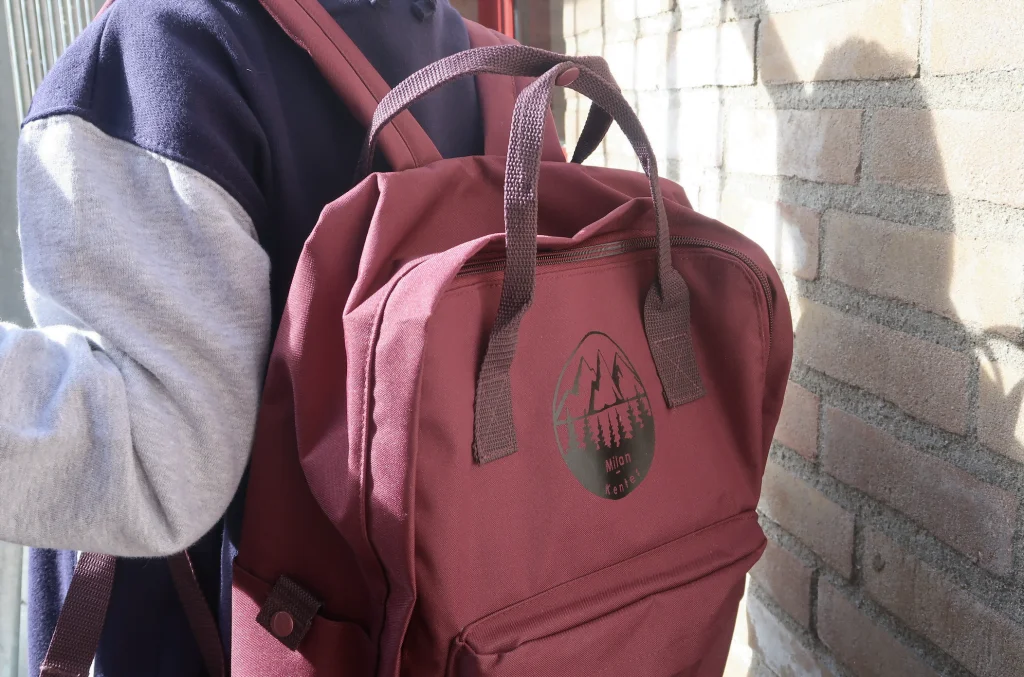 back to school_bulbby_gepersonaliseerde schoolspullen_highschool_baseball vest_rugtas_mamablogger_