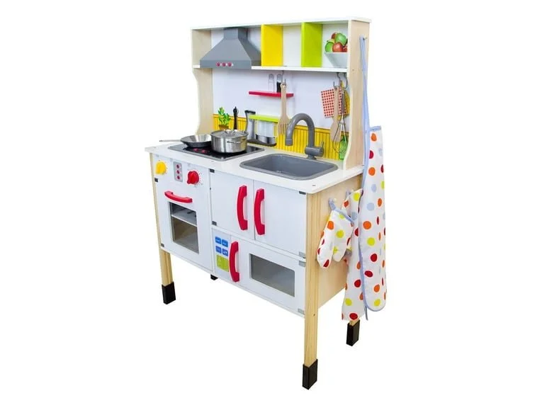 Het houten speelkeukentje Lidl vs. het keukentje van | Mamablogger Mama blog Nederland | Budget blog