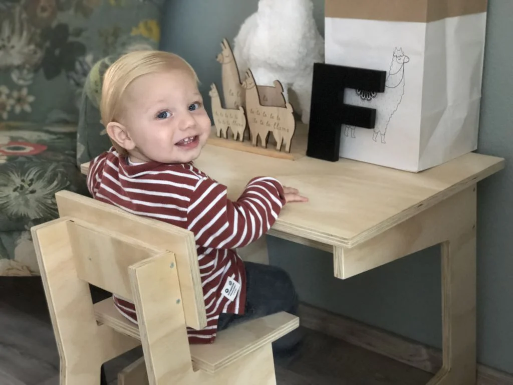 Box_eruit_schoolburreautje_aap_noot_mies_van stoer hout_mamablogger_interieur_zithoekje_Kwantum_alpaca_