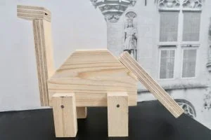 dino's_hout_van stoer hout_kinderfeestjes_bouwpakket_kinderkamer_DIY_