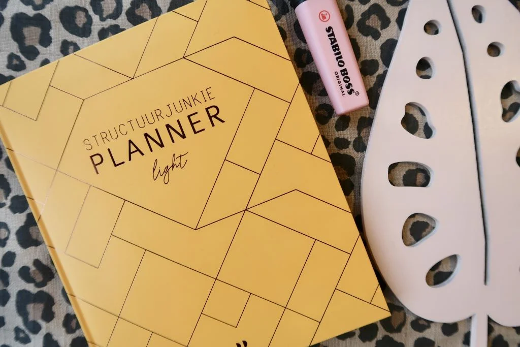 Structuurjunkie_planner_light_okergeel_Cynthia_mamablogger_review_