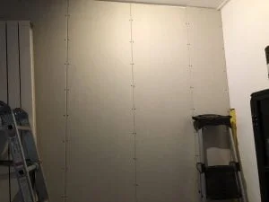 muur_klushuis_muur isoleren_geluidsoverlast_oud huis_verbouwen_mamablogger_
