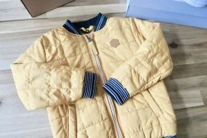 shoplog_nike's_Milan_Bergstein_mamablogger_WE_