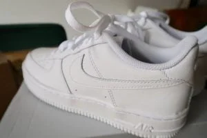 shoplog_nike's_Milan_Bergstein_mamablogger_WE_