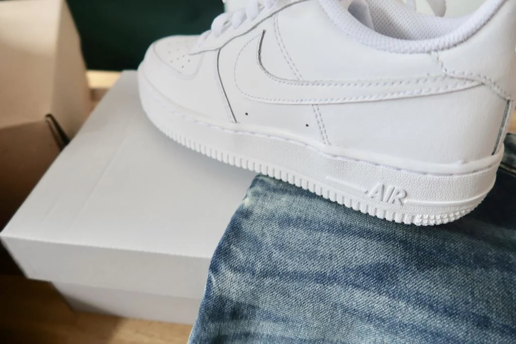 shoplog_nike's_Milan_Bergstein_mamablogger_WE_