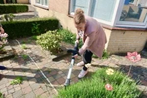 Kärcher_weed_remover_onkruidverwijderaar_review_mamablogger_