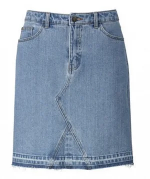 plussize_fashion_mode_basics_happy-size_