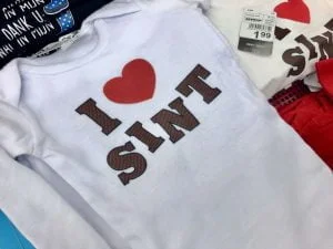Sinterklaas_Zeeman_aftellen_aftelkalender_vlaggetjes_shirtje_Mamablogger_