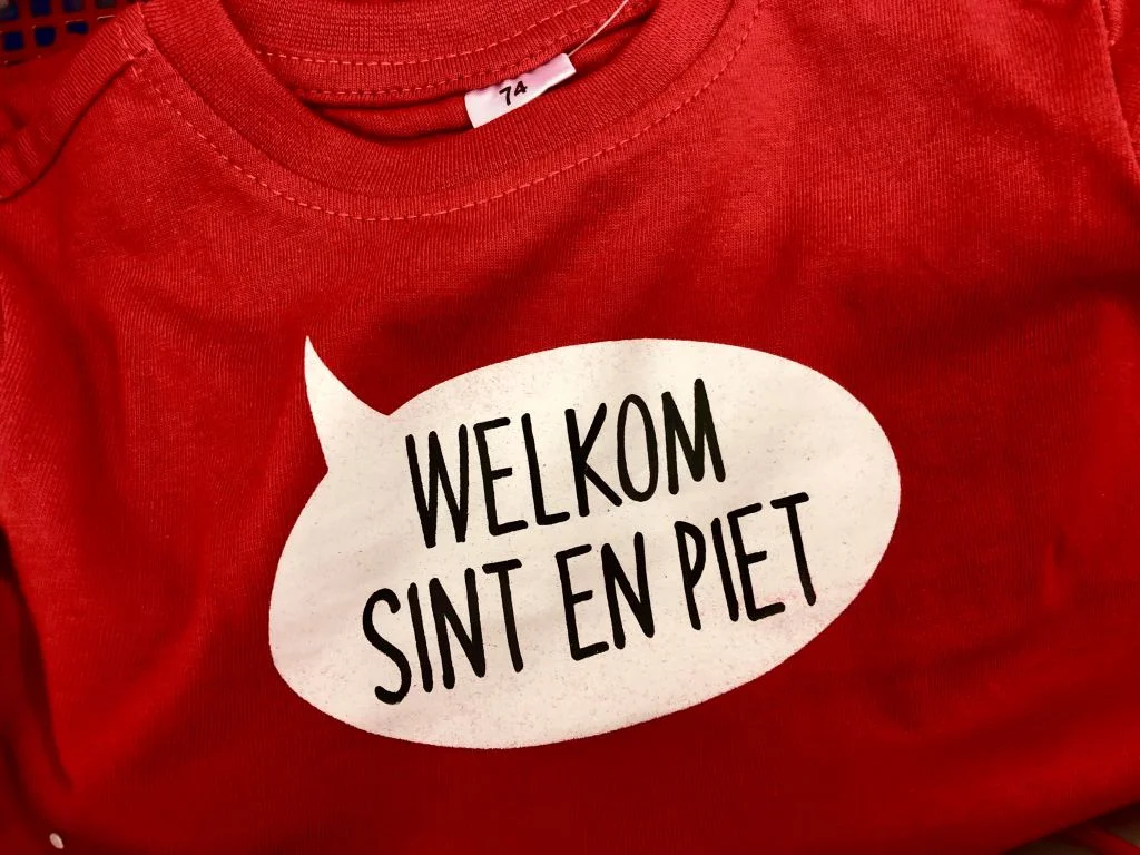 Sinterklaas_Zeeman_aftellen_aftelkalender_vlaggetjes_shirtje_Mamablogger_